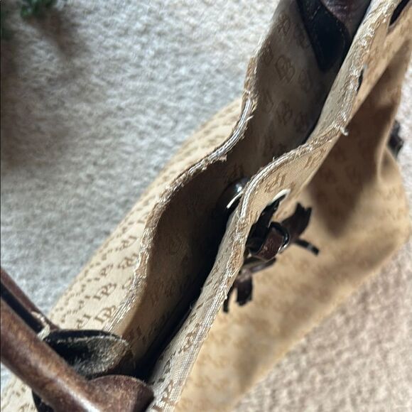 Dooney and Bourke Signature DB Leather tassel Tote Bag - Picture 3 of 14